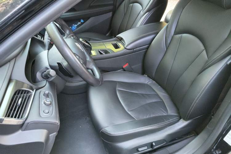 Used Buick LaCrosse 2021 652T Luxury Model
