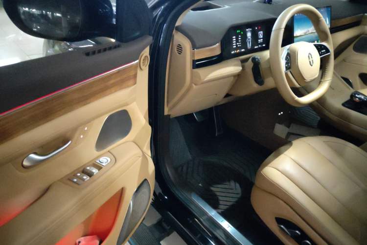 Used Hima AITO M7 2024 1.5T Intelligent Driving Rear-Drive Pro Version 6 Seats