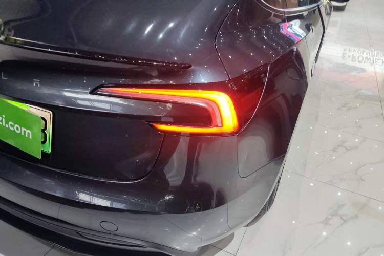 Used Tesla Model 3 2023 Rear-Wheel-Drive Version