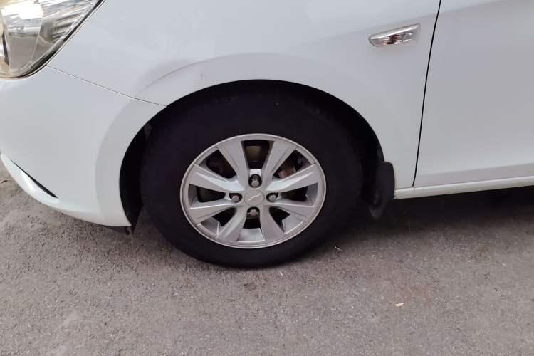 Used Chevrolet Sail 2015 Sail 3 1.3L AMT Ideal Edition
