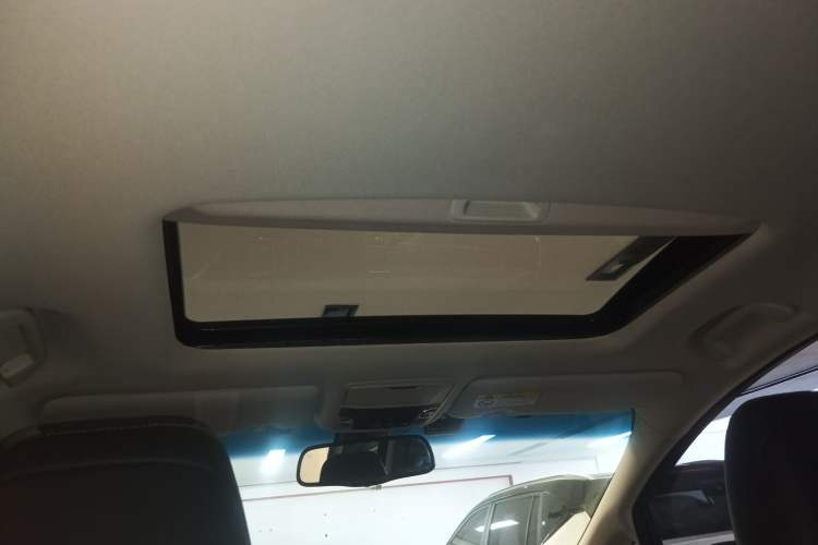 Used Honda Elysion 2019 2.0L Hybrid Luxury Edition