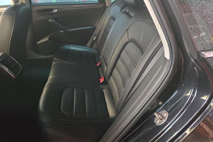 Used Volkswagen Passat 2017 330TSI DSG Luxury Edition
