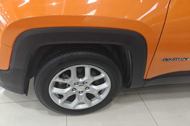 Used  Renegade 2017 180T Automatic High-Energy Version