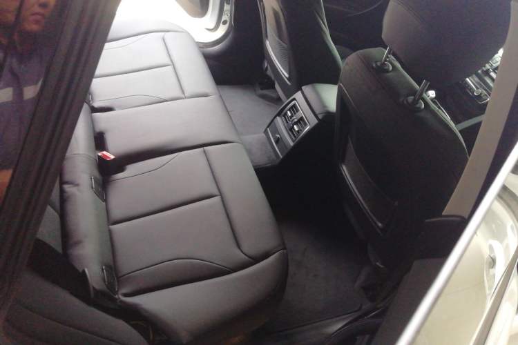 Used BMW 3 Series GT 2018 320i Sport Edition
