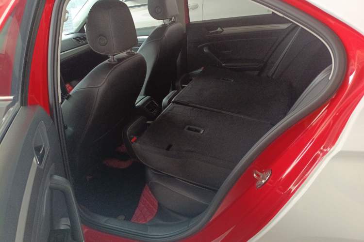 Used Volkswagen Lamando 2021 280TSI DSG Comfort Edition
