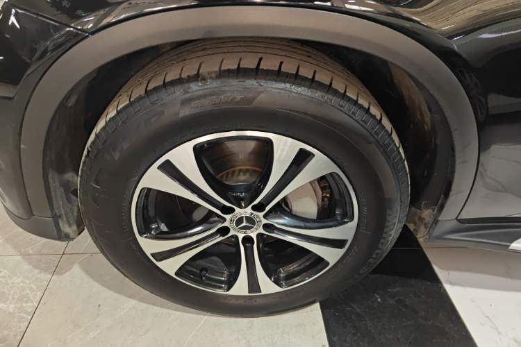 Used Mercedes-Benz GLC 2020 GLC 260 L 4MATIC Dynamic Model
