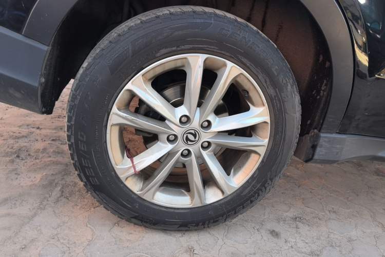 Used Dongfeng Fengon 580 2021 Revised ☆ Star Edition 1.8L Manual Elite Version
