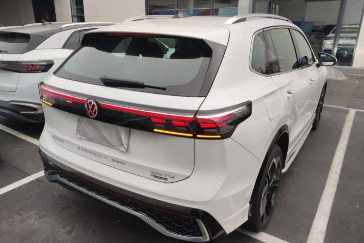 Used Volkswagen Tiguan L 2025 PRO 380TSI Four-Wheel Drive R-Line Prestige Edition
