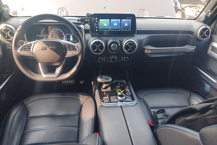 Used  BJ40 2023 2.0D Automatic Four-Wheel Drive Blade Hero Edition Adventurer Type
