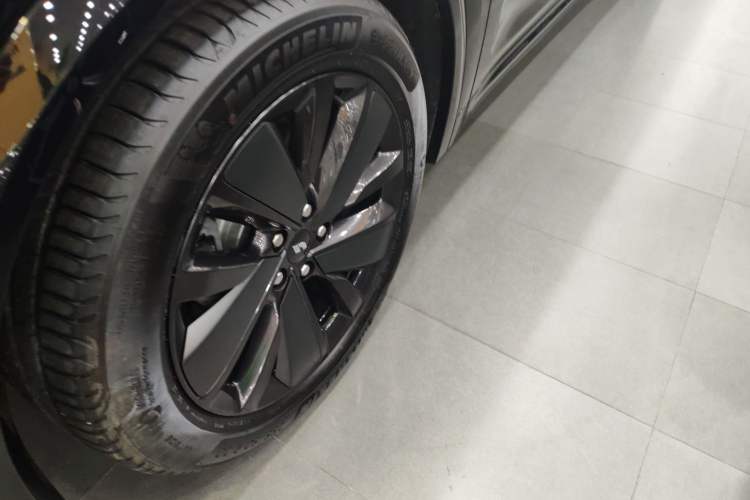 Used Li Auto L7 2025 Pro Smart Refresh Edition