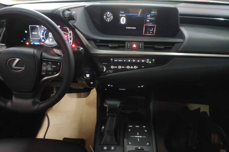 Used Lexus ES 2020 200 Excellence Edition