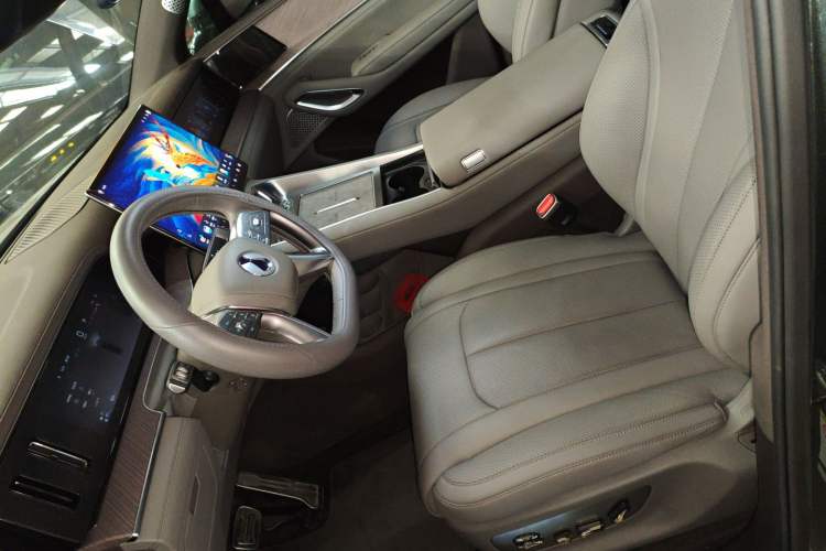 Used Denza N9 2025 Flagship Model