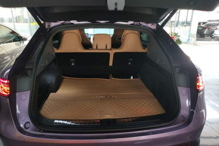 Used Hima Luxeed R7 2025 Extended-Range 251km Pro
