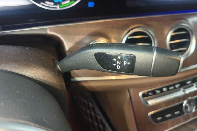 Used Mercedes-Benz E-Class 2019 E 260 L