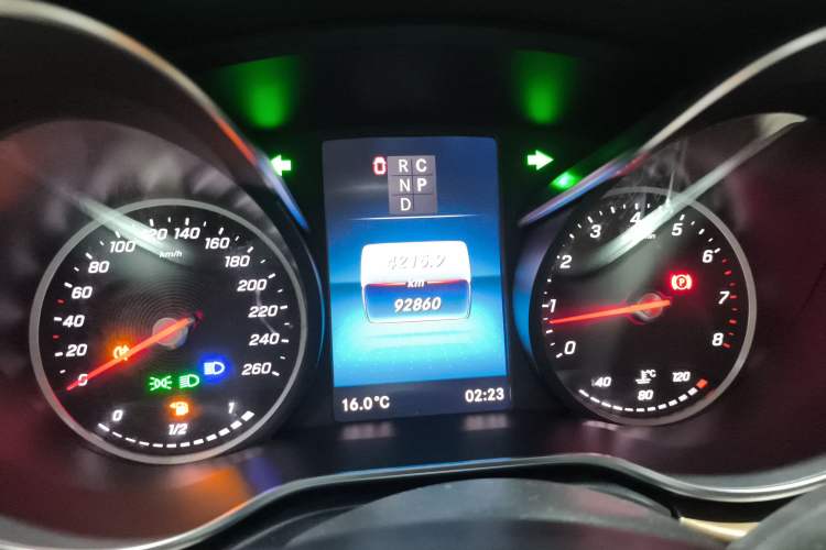 Used Mercedes-Benz V-Class 2020 V 260 L Long-wheelbase Luxury Edition