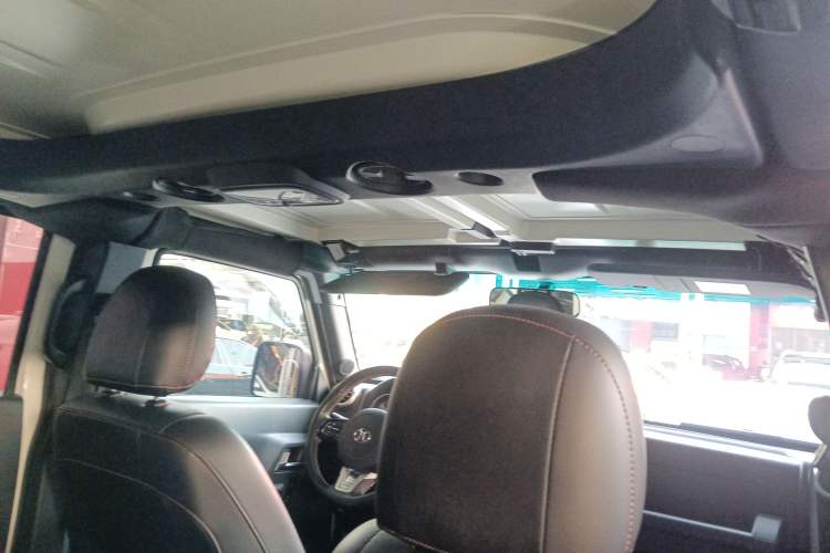 Used BAIC Off-Road BJ40 2016 40L 2.3T Automatic All-Wheel Drive Premium Edition