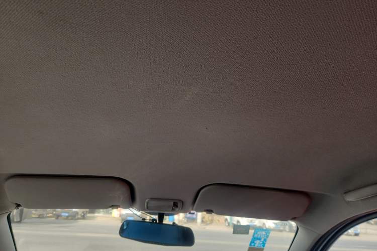 Used Wuling Rongguang V 2015 1.2L Practical Model