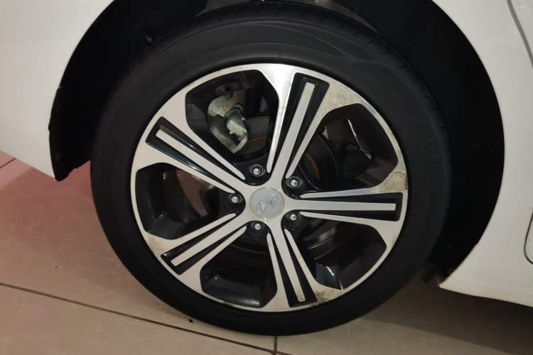 Used Hyundai Elantra 2018 1.4T Dual-Clutch Xuan Dong · Dynamic Edition
