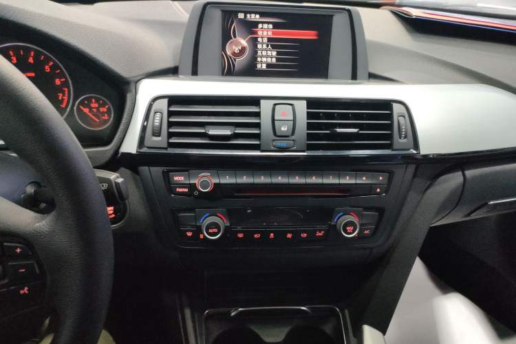 Used BMW 4 Series 2016 420i Fashion Model