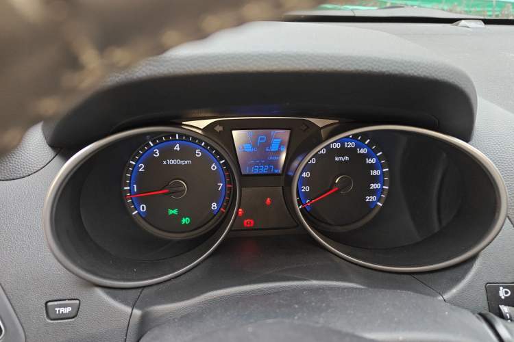 Used Hyundai ix35 2013 2.0L Automatic Two-Wheel Drive Smart GLS China IV Standard
