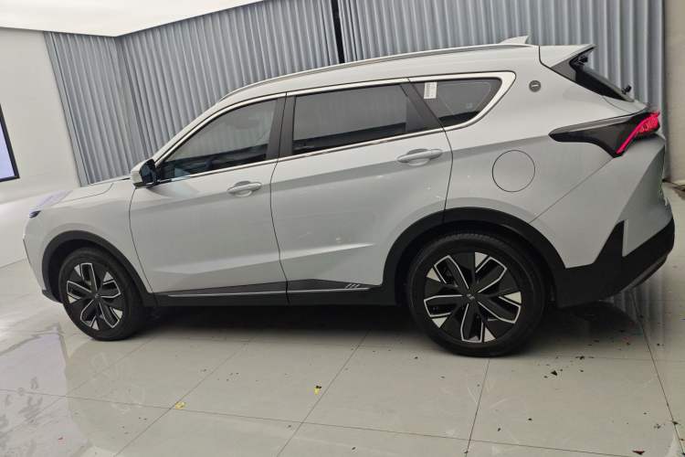 Used  Shanhai L7 2024 1.5T 120km ULTRA 7-Seater