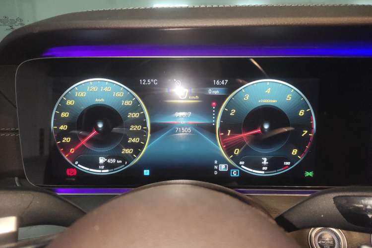 Used Mercedes-Benz E-Class 2022 Second Facelift E 300 L Luxury Edition
