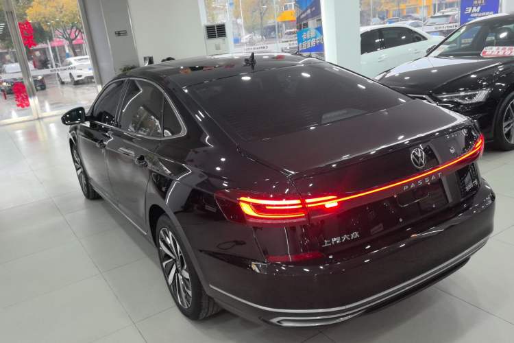 Used Volkswagen Passat 2023 330TSI Starry Elite Edition