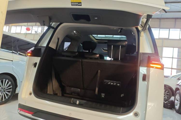 Used GAC Trumpchi Trumpchi E8 2024 Honor Series 2.0L Honor Edition