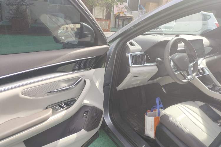 Used BYD Song PLUS New Energy 2025 EV 520km Premium Version
