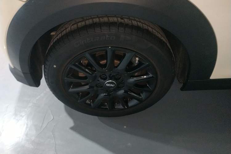 Used  MINI 2023 1.5T ONE
