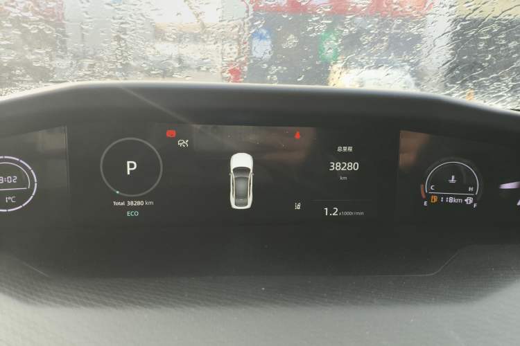 Used Changan UNI-V 2022 1.5T Prestige Version