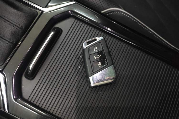 Used Volkswagen Passat 2022 330TSI Starry Luxury Edition
