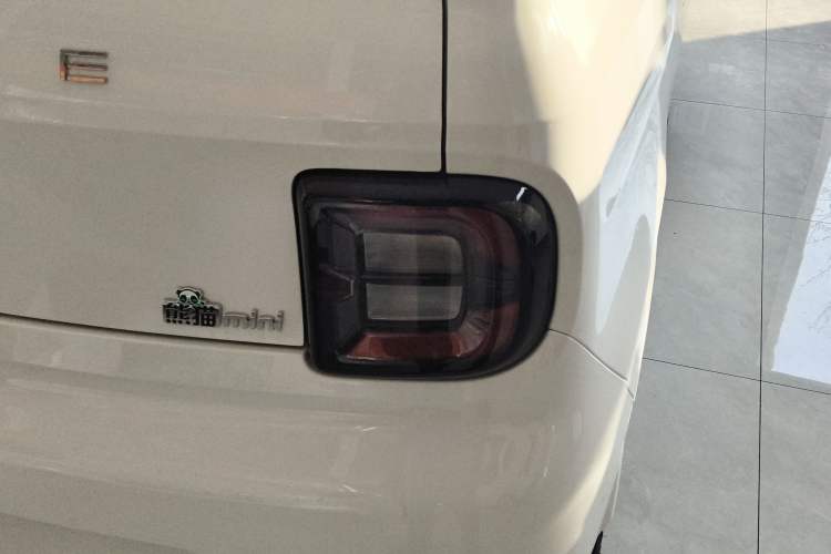 Used  Panda 2025 210 km – Yuanqi Bear
