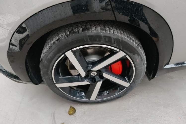 Used  YU7 2025 Ultra-Long Range High-Performance All-Wheel-Drive Max Edition
