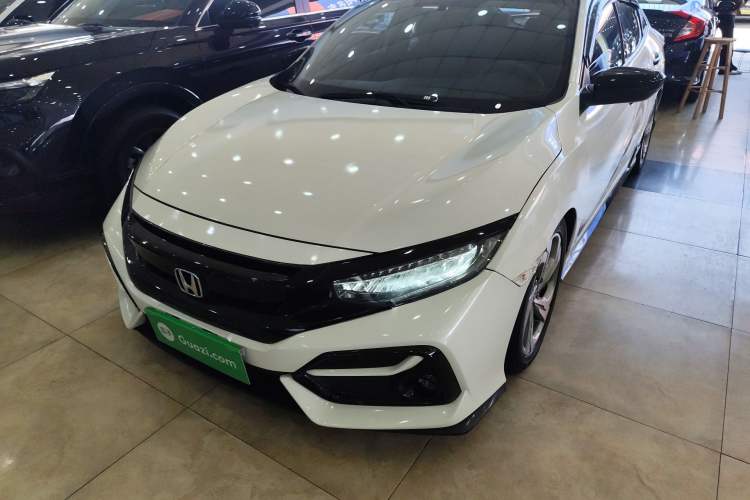Used Honda Civic 2021 HATCHBACK 220TURBO CVT Trendy Cool Edition
