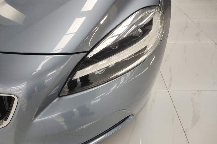 Used Volvo V40 2018 T3 Zhiyi Edition