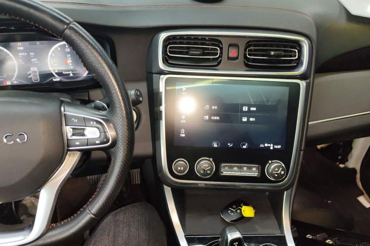 Used Lynk & Co 01 2017 2.0T Four-Wheel Drive Pro Edition
