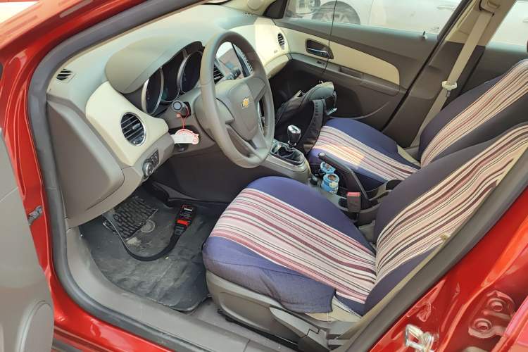 Used Chevrolet Cruze 2015 1.5L Classic SE MT
