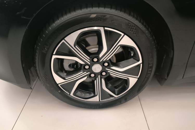 Used Hongqi E-QM5 2023 Revised Version Basic Travel Edition