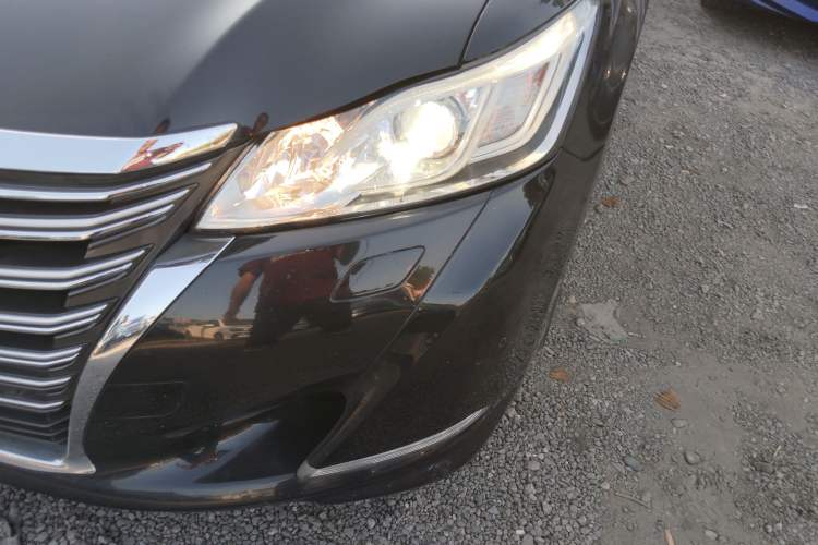 Used Toyota Crown 2015 2.0T Fashion Edition
