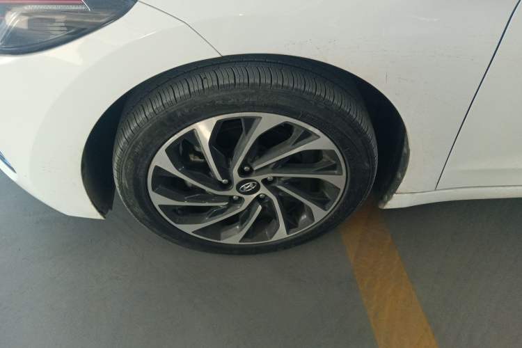 Used Hyundai Elantra 2020 1.4T Dual-Clutch Xuan Dong · Dynamic Version
