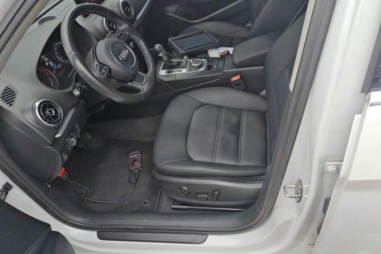 Used Audi A3 2016 Limousine 35 TFSI Prestige Edition