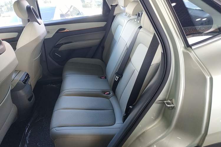 Used Bestune Yueyi 03 2025 565km Premium Edition