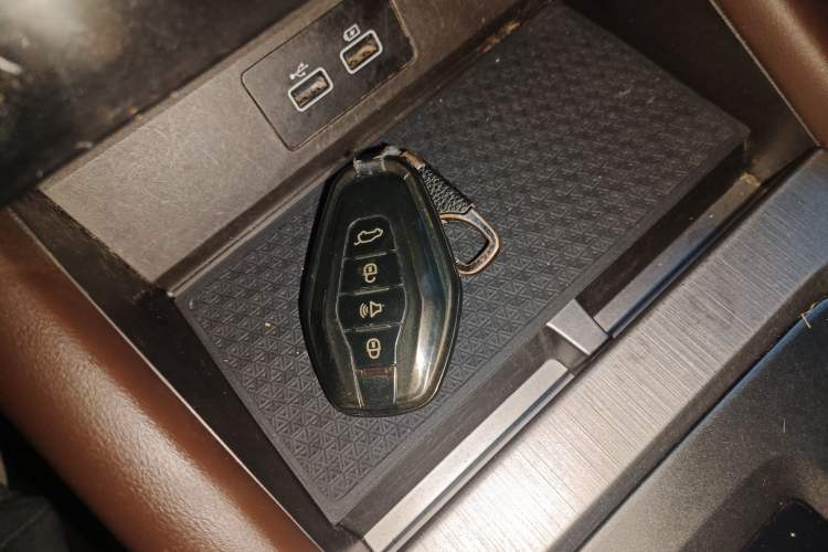 Used JETOUR X90 PLUS 2023 Facelift 1.6TD DCT Villa 7-Seater
