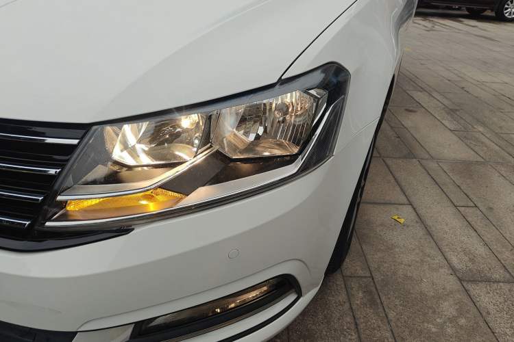 Used Volkswagen Gran Lavida 2017 230TSI DSG Comfort Edition