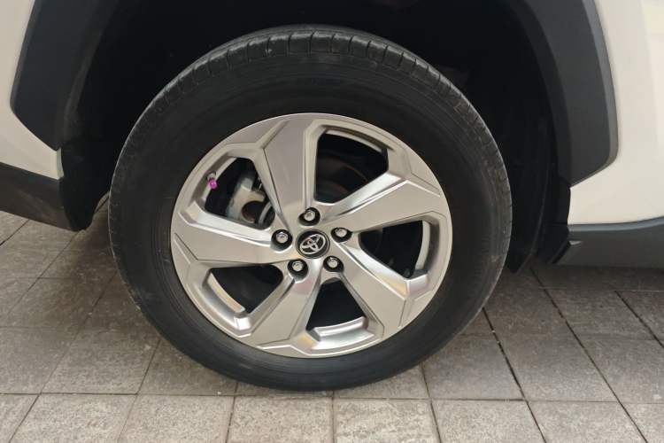 Used Toyota RAV4 2020 2.0L CVT 4x4 Style PLUS Edition
