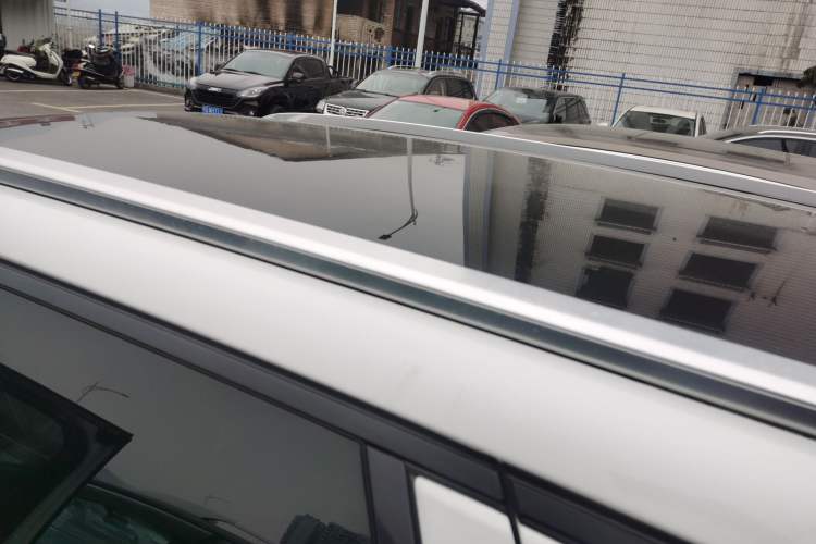 Used Land Rover Discovery Sport 2016 2.0T SE
