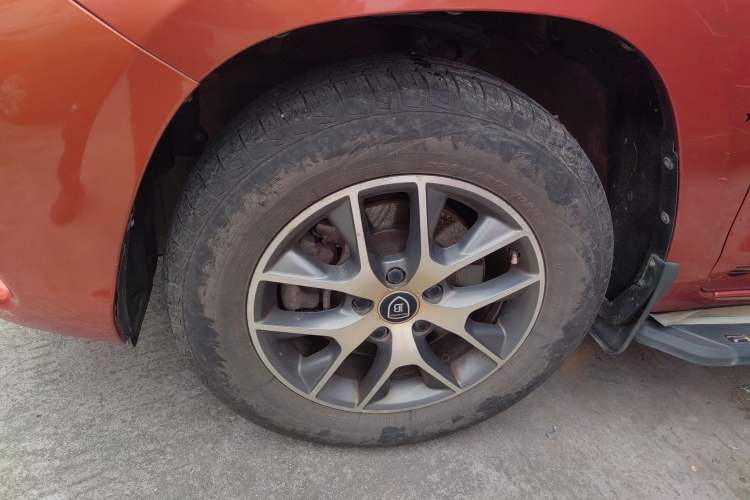 Used BYD Song 2017 Gaishi Upgrade Edition 1.5TI Manual Elite Model
