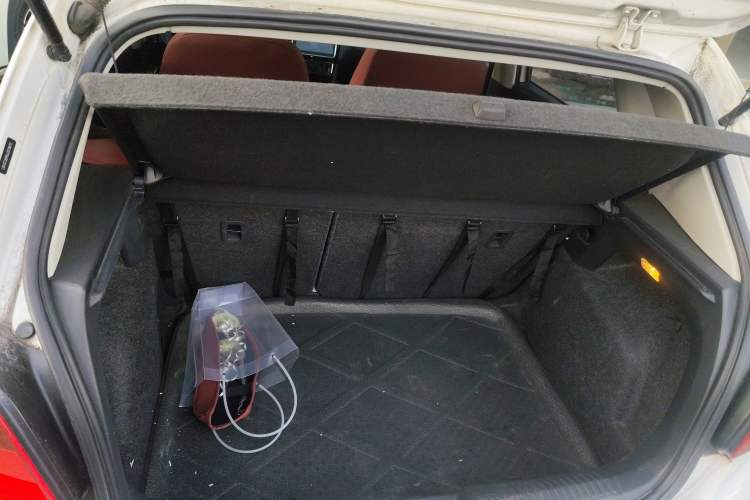 Used Volkswagen Polo 2018 1.5L Automatic Enjoyment Model