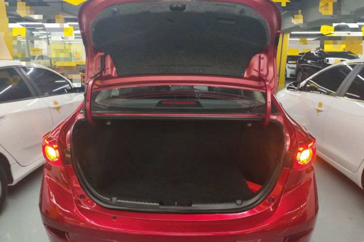 Used Mazda Mazda 3 Axela 2019 Cloud-Controlled Sedan 1.5L Automatic Luxury Model China VI Standard
